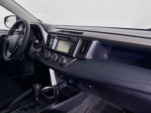 Used 2018 Toyota RAV4 LE w/ All Weather Liner Package AWD/4WD image 39