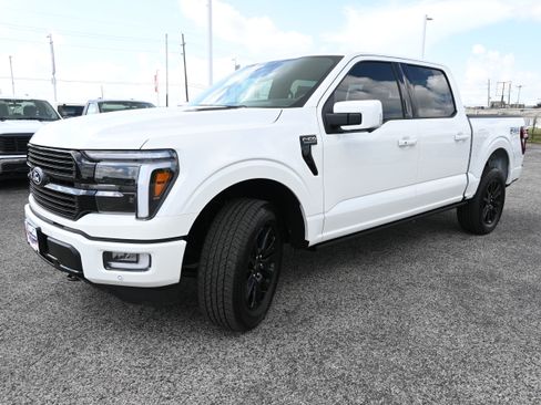 New 2026 Ford F150 Platinum w/ Equipment Group 702A High AWD/4WD image 8