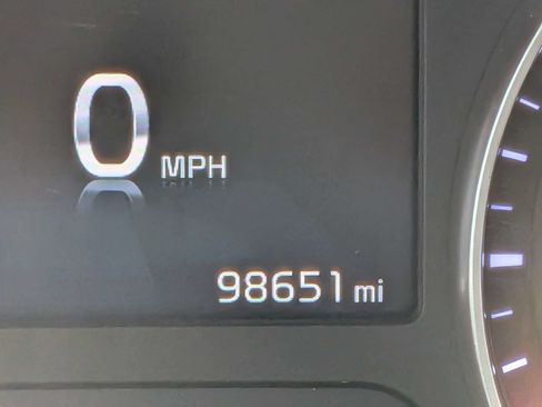 Used 2023 Kia Forte LXS w/ LXS Technology Package FWD image 33