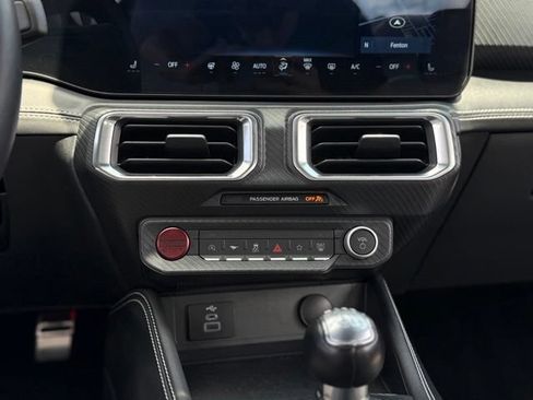 Used 2025 Ford Mustang GT Premium RWD image 26