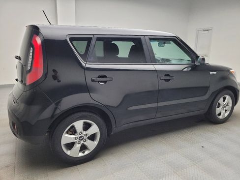 Used 2019 Kia Soul FWD image 10
