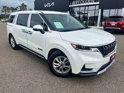 Used 2023 Kia Carnival LX