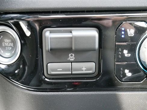 New 2026 Chevrolet Silverado 2500 ZR2 AWD/4WD image 25