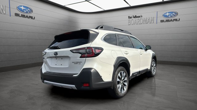 Used 2023 Subaru Outback Limited AWD/4WD image 5