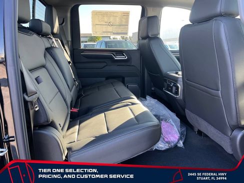 New 2026 GMC Sierra 3500 Denali w/ Technology Package AWD/4WD image 17