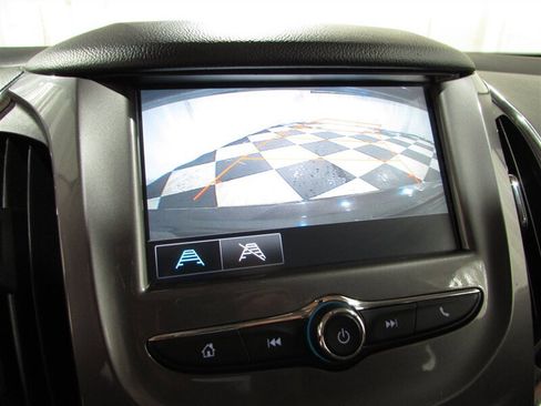 Used 2017 Chevrolet Cruze LT w/ Convenience Package image 45