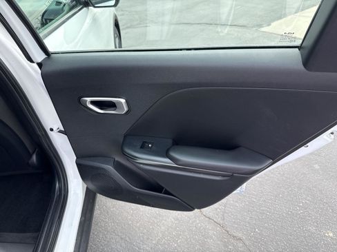 Used 2026 Kia K4 FWD image 19