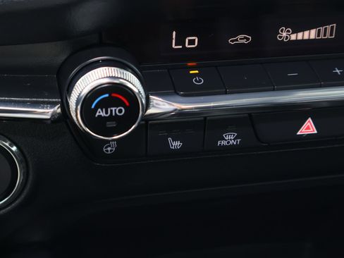 Used 2023 MAZDA MAZDA3 2.5 Turbo Sedan w/Premium Plus image 28