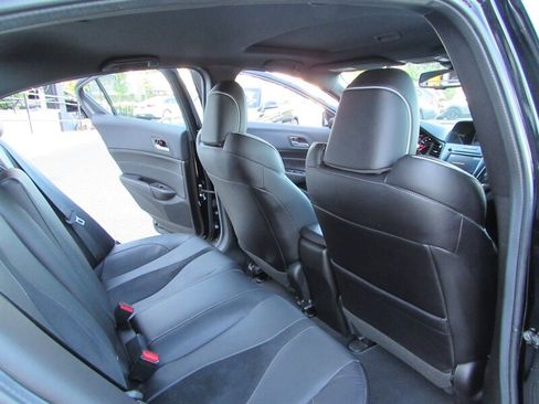 Used 2019 Acura ILX FWD image 25