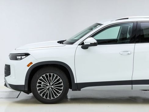 New 2026 Volkswagen Tiguan S image 3