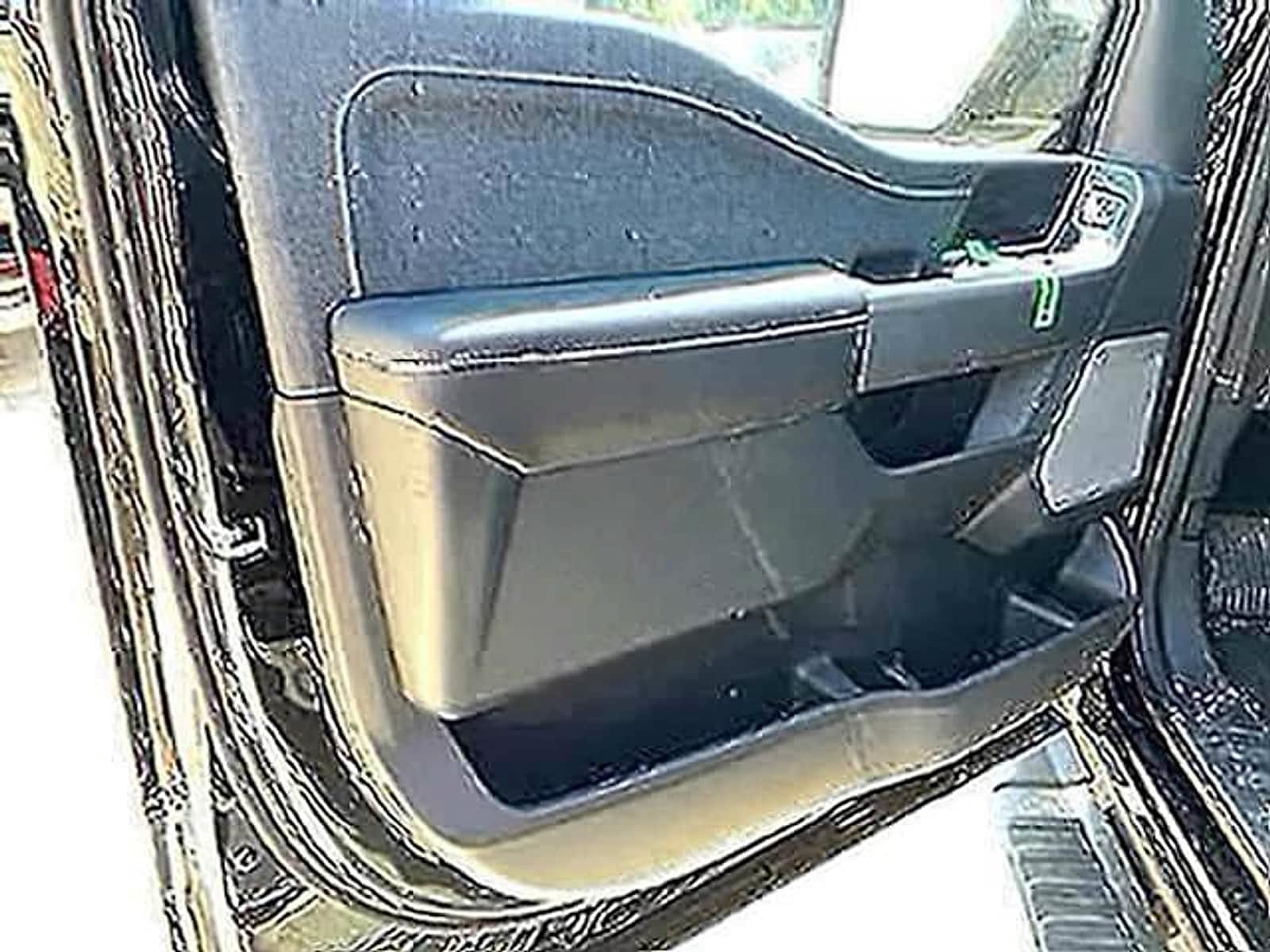 Used 2025 Ford F150 Lariat w/ Equipment Group 502A High AWD/4WD image 22