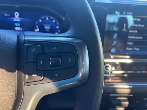 Used 2025 Chevrolet Silverado 1500 LT image 33