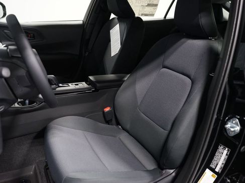 New 2026 Toyota Prius LE image 25