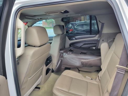 Used 2018 Chevrolet Tahoe LT RWD image 6