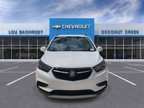 Used 2022 Buick Encore Preferred w/ Safety Package image 28