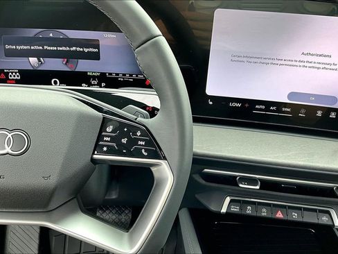 New 2026 Audi Q3 quattro 2.0T image 25