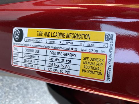 Used 2023 Chevrolet Traverse LT w/ Midnight/Sport Edition FWD image 39