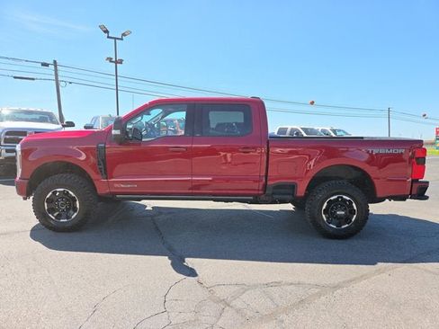 Used 2026 Ford F250 Lariat w/ Tremor Off-Road Package AWD/4WD image 3