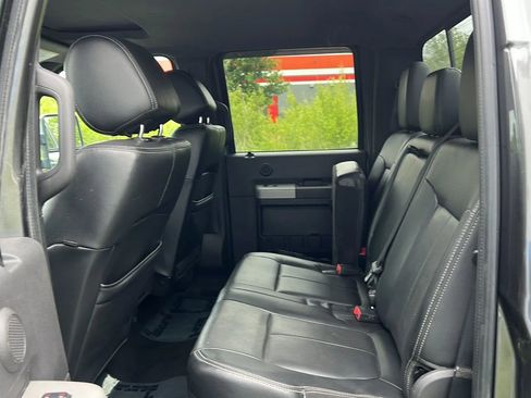 Used 2016 Ford F250 Lariat w/ Lariat Ultimate Package AWD/4WD image 12