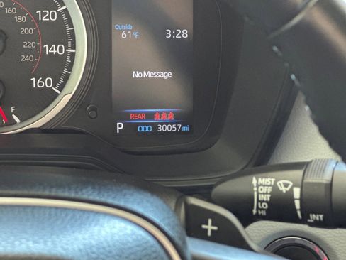 Used 2022 Toyota Corolla SE w/ SE Premium Package FWD image 20