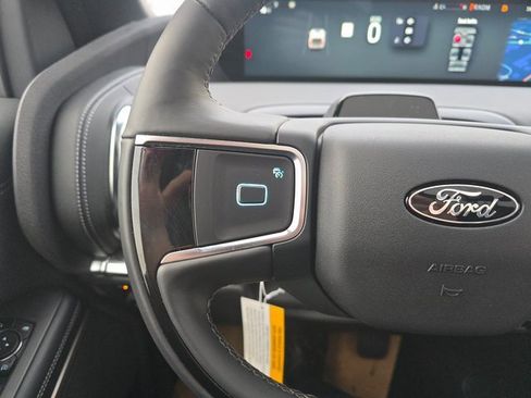 New 2025 Ford Expedition Max Platinum w/ Stealth Performance Package image 33