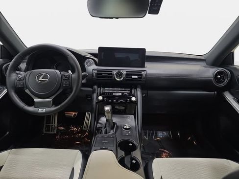 Used 2025 Lexus IS 500 RWD image 10
