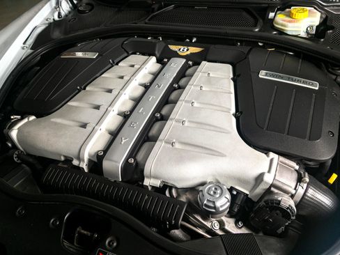 Used 2010 Bentley Continental GT image 14