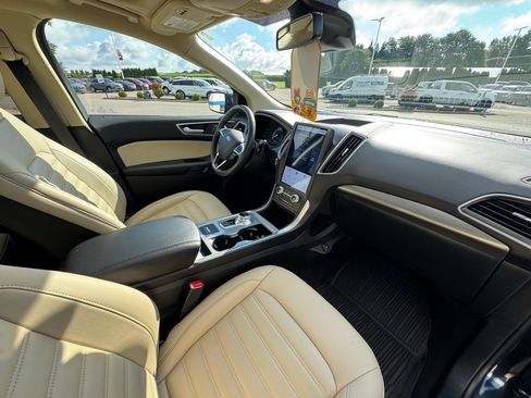 Used 2024 Ford Edge SEL w/ Convenience Package AWD/4WD image 10