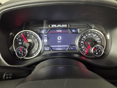 Used 2025 RAM 1500 Big Horn RWD image 15