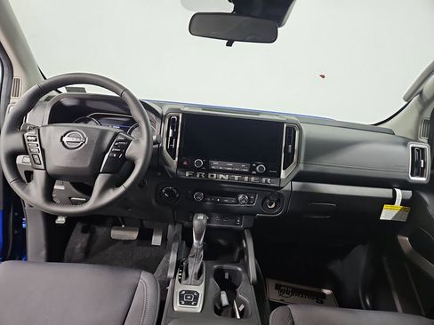New 2026 Nissan Frontier SV w/ All-Weather Content Package AWD/4WD image 12