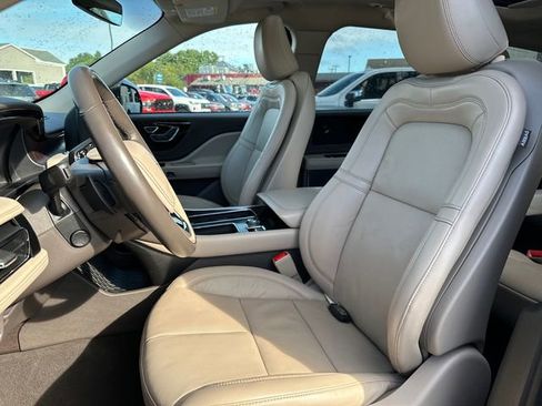Used 2022 Lincoln Aviator Reserve w/ Equipment Group 201A image 36