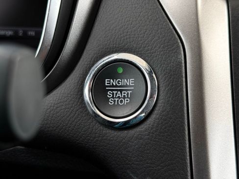 Used 2020 Ford Fusion SE image 30