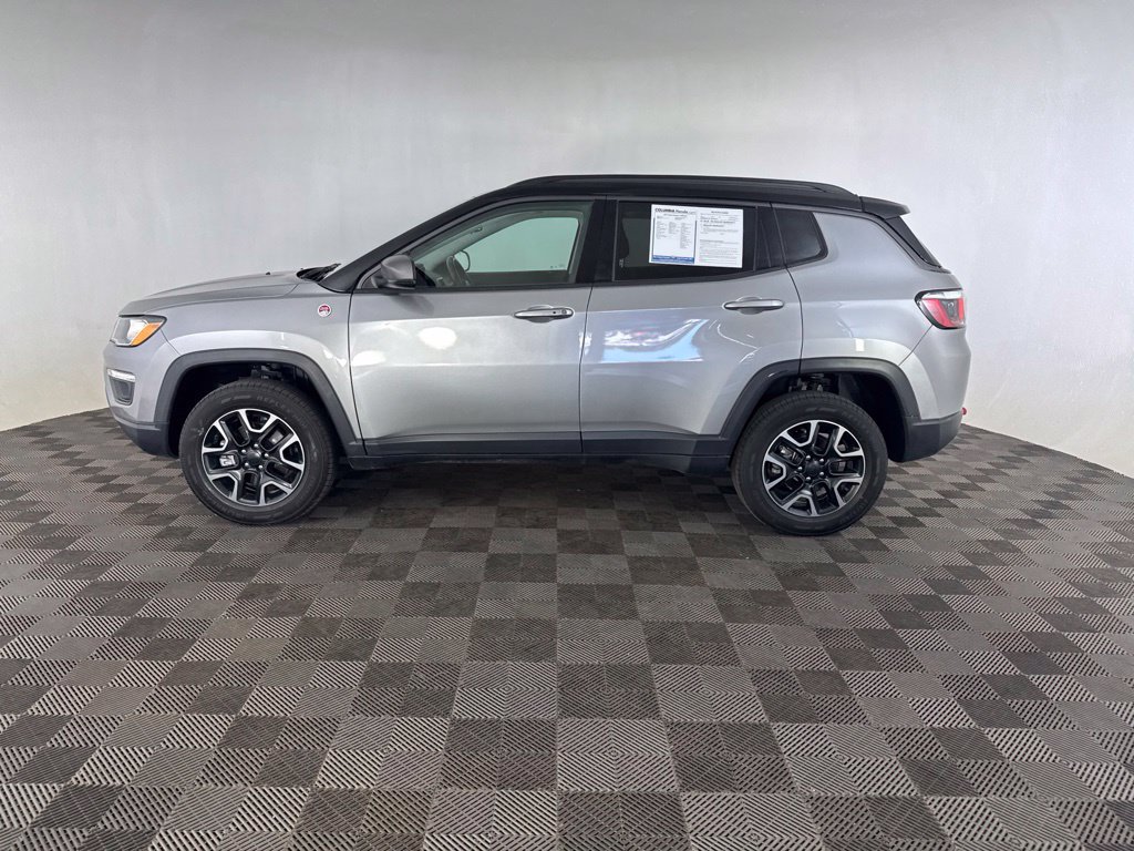 Used 2019 Jeep Compass Trailhawk AWD/4WD image 9