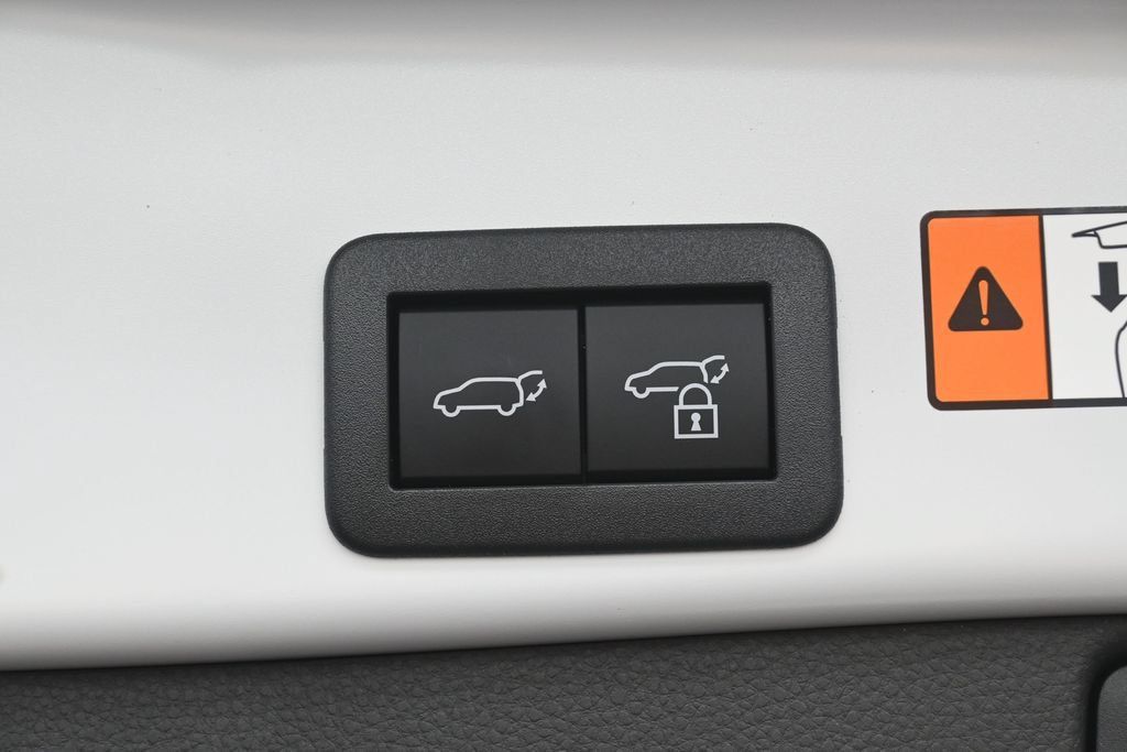 Certified 2026 Toyota RAV4 AWD Plug-in Hybrid image 32