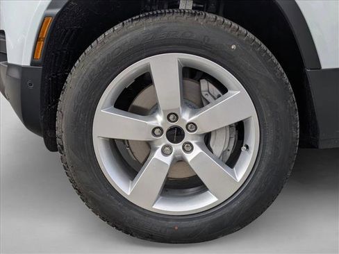 New 2026 Land Rover Defender 130 S image 10