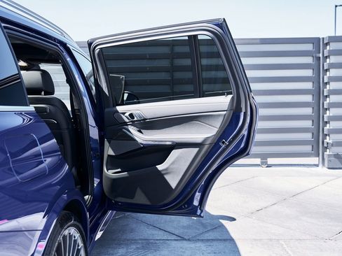 Used 2026 BMW ALPINA XB7 ALPINA XB7 image 29