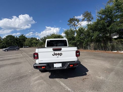 New 2026 Jeep Gladiator Mojave w/ Safety Group AWD/4WD image 4