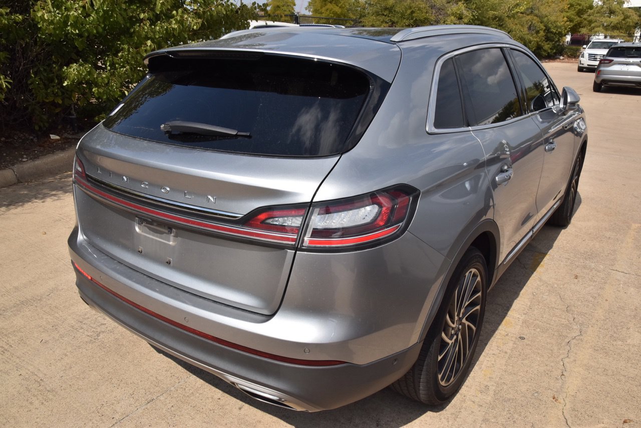Used 2020 Lincoln Nautilus Reserve FWD image 5