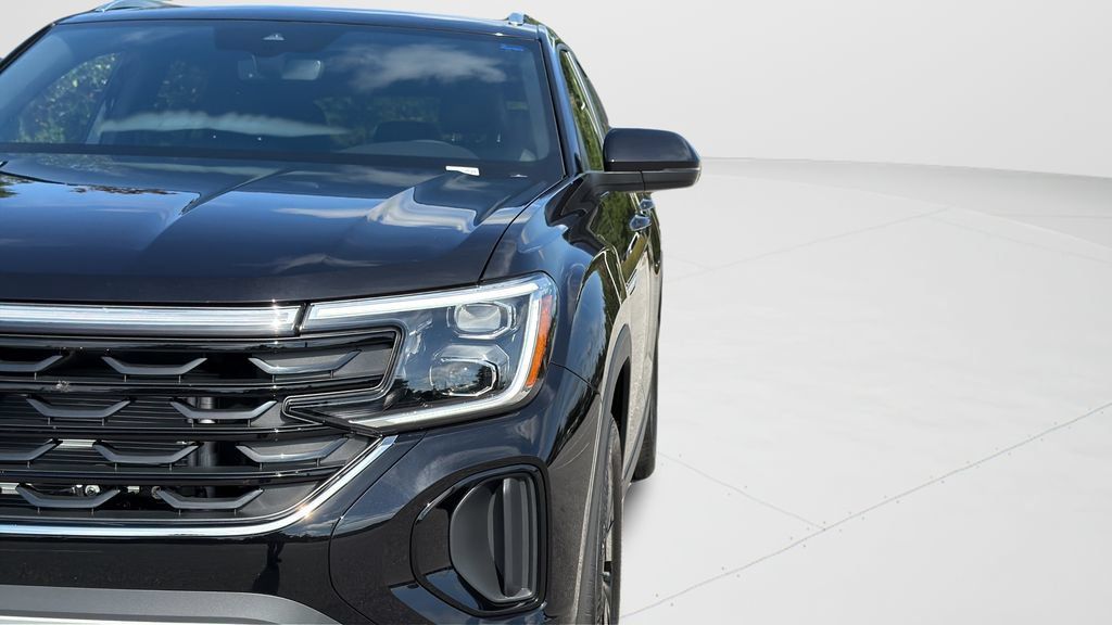 New 2026 Volkswagen Atlas Cross Sport SE FWD image 33