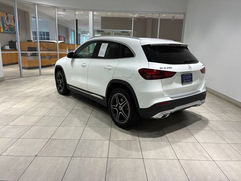 Used 2026 Mercedes-Benz GLA 250 4MATIC image 4