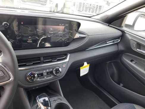 New 2026 Buick Envista Preferred w/ Convenience I Package image 26