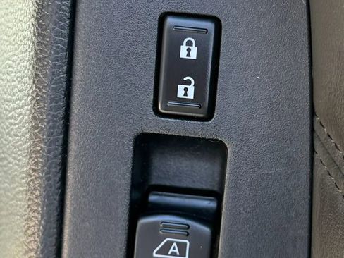 Used 2013 INFINITI G37 Journey w/ Premium Pkg RWD image 31