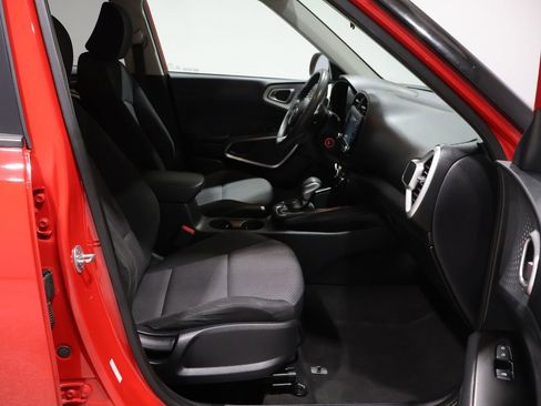 Used 2021 Kia Soul LX FWD image 25