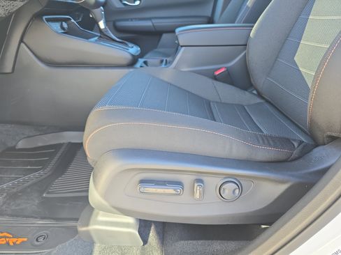 Used 2026 Honda CR-V TrailSport image 26