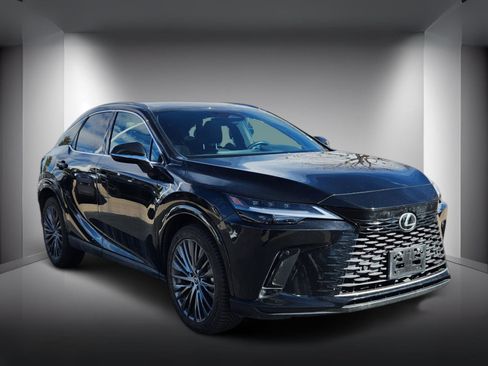 Used 2023 Lexus RX 350 w/ Cold Area Package image 4