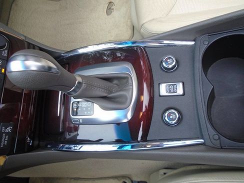 Used 2011 INFINITI G37 Sport w/ Premium Pkg image 15