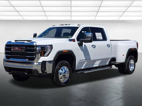 New 2026 GMC Sierra 3500 SLT w/ SLT Premium Package image 2