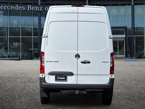 New 2025 Mercedes-Benz Sprinter 2500 image 5