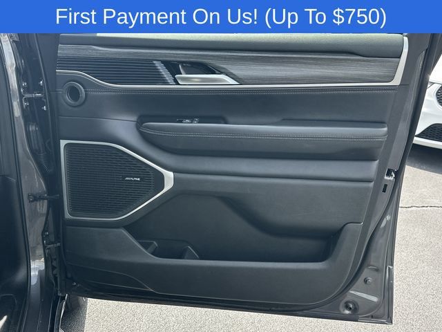 Used 2024 Jeep Wagoneer Series II w/ Flexible Seating Group AWD/4WD image 16