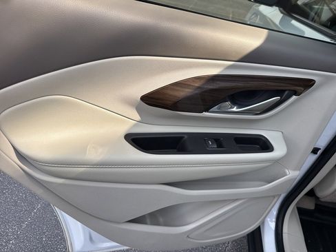 Used 2021 GMC Terrain Denali w/ Denali Premium Package image 13